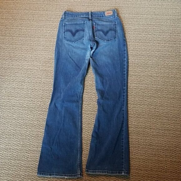 Levi's 528 Jeans Mid Rise Curvy Cut Bootcut WOMEN'S 9M Juniors Denim WOMAN'S - Picture 7 of 13